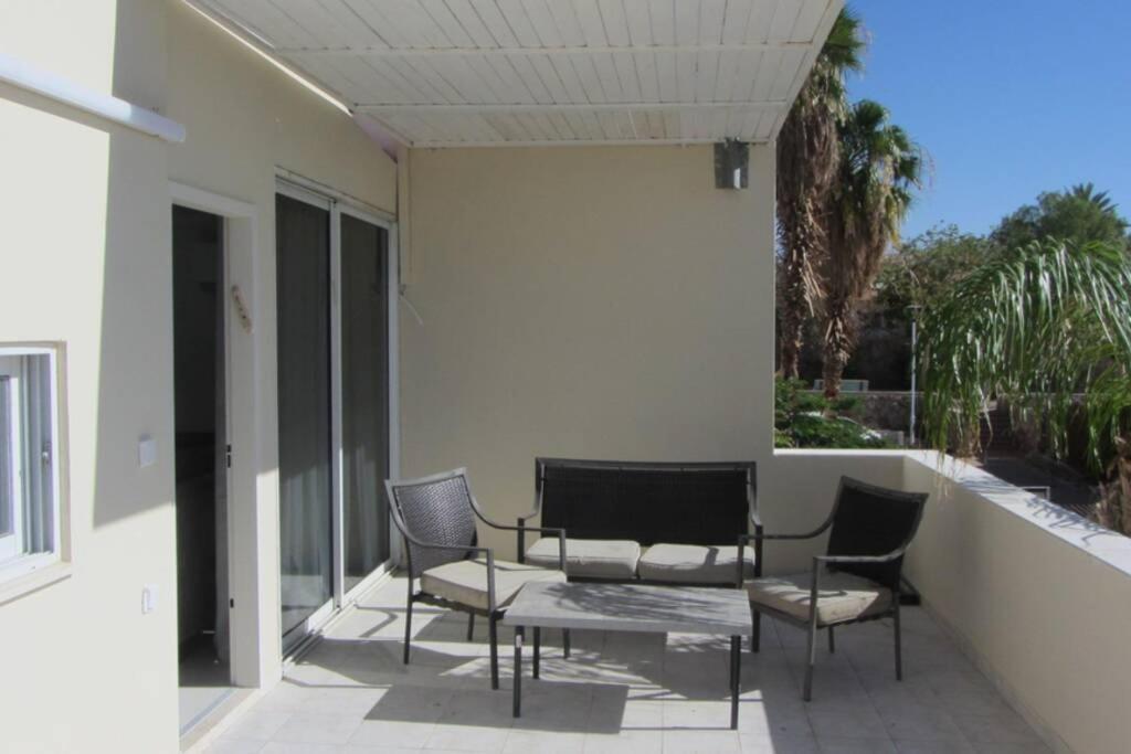 Perfect Southern Getaway With Balcony Ейлат Екстериор снимка